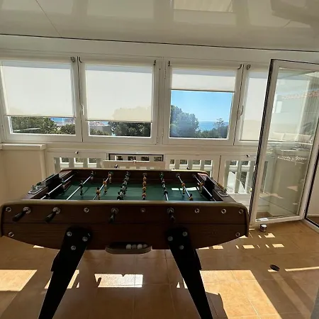 Beachfront, Pool, Air Conditioning, 3 Bedrooms, Sea View *