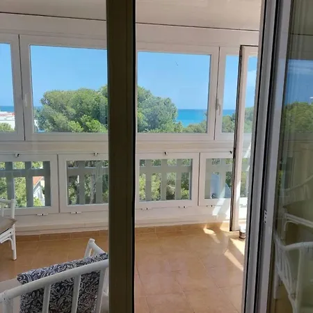 Beachfront, Pool, Air Conditioning, 3 Bedrooms, Sea View 아파트